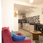 Beau-jean, Un Cocon Sympa 5 Min A Pied Du Centre-ville, Parking Prive, A 10 Min Du Chu Lägenhet Poitiers