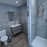 Beau-jean, Un Cocon Sympa 5 Min A Pied Du Centre-ville, Parking Prive, A 10 Min Du Chu * Poitiers