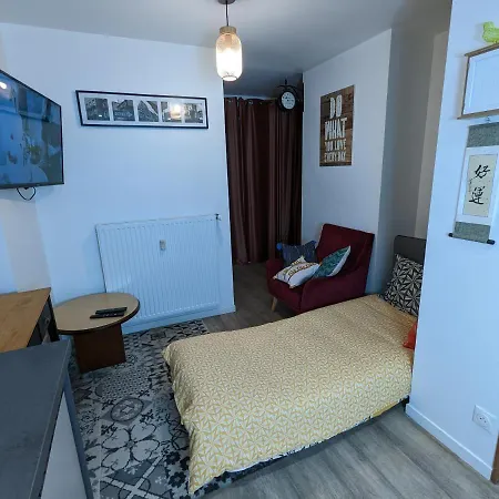 Beau-jean, Un Cocon Sympa 5 Min A Pied Du Centre-ville, Parking Prive, A 10 Min Du Chu דירה *