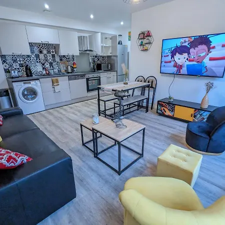 Beau-jean, Un Cocon Sympa 5 Min A Pied Du Centre-ville, Parking Prive, A 10 Min Du Chu Apartamento Poitiers