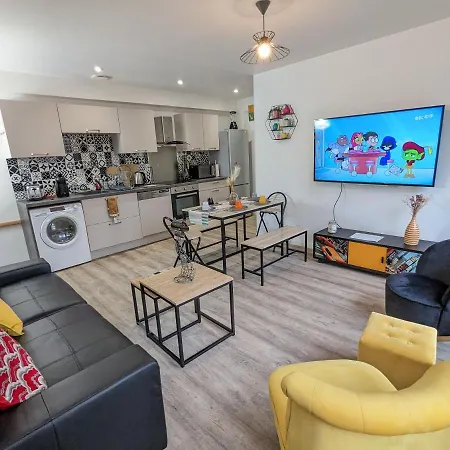 Beau-jean, Un Cocon Sympa 5 Min A Pied Du Centre-ville, Parking Prive, A 10 Min Du Chu Apartamento *