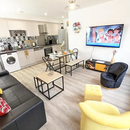 Beau-jean, Un Cocon Sympa 5 Min A Pied Du Centre-ville, Parking Prive, A 10 Min Du Chu