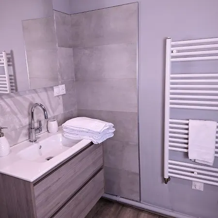 Beau-jean, Un Cocon Sympa 5 Min A Pied Du Centre-ville, Parking Prive, A 10 Min Du Chu פואטייה