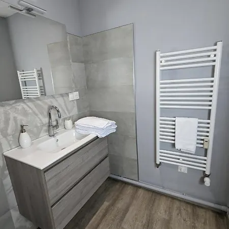 Beau-jean, Un Cocon Sympa 5 Min A Pied Du Centre-ville, Parking Prive, A 10 Min Du Chu דירה *