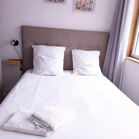 Beau-jean, Un Cocon Sympa 5 Min A Pied Du Centre-ville, Parking Prive, A 10 Min Du Chu Apartamento