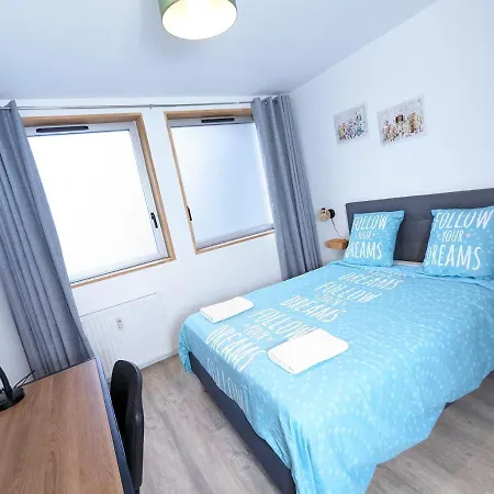 Beau-jean, Un Cocon Sympa 5 Min A Pied Du Centre-ville, Parking Prive, A 10 Min Du Chu Apartment
