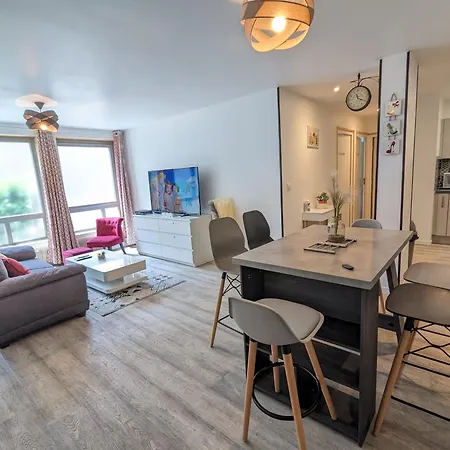 Beau-jean, Un Cocon Sympa 5 Min A Pied Du Centre-ville, Parking Prive, A 10 Min Du Chu Poitiers