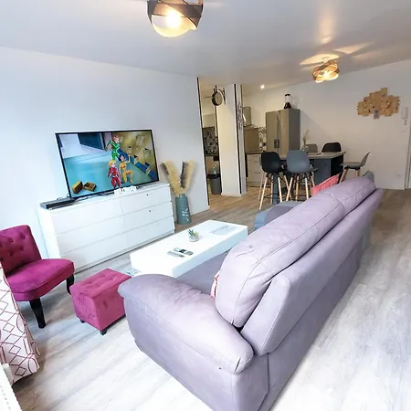 Beau-jean, Un Cocon Sympa 5 Min A Pied Du Centre-ville, Parking Prive, A 10 Min Du Chu
