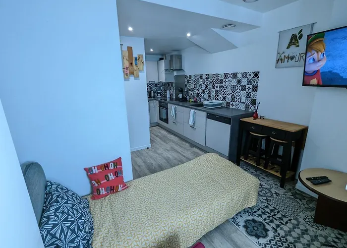 Beau-jean, Un Cocon Sympa 5 Min à Pied Du Centre-ville, Parking Privé, à 10 Min Du Chu * Poitiers