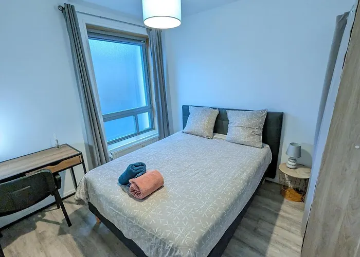 Beau-jean, Un Cocon Sympa 5 Min à Pied Du Centre-ville, Parking Privé, à 10 Min Du Chu