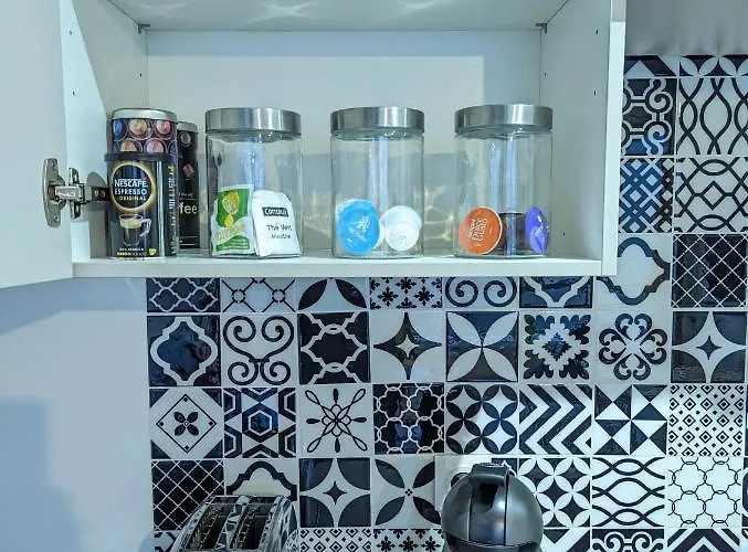 Beau-jean, Un Cocon Sympa 5 Min à Pied Du Centre-ville, Parking Privé, à 10 Min Du Chu Apartamento *