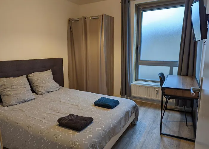 Beau-jean, Un Cocon Sympa 5 Min à Pied Du Centre-ville, Parking Privé, à 10 Min Du Chu Poitiers