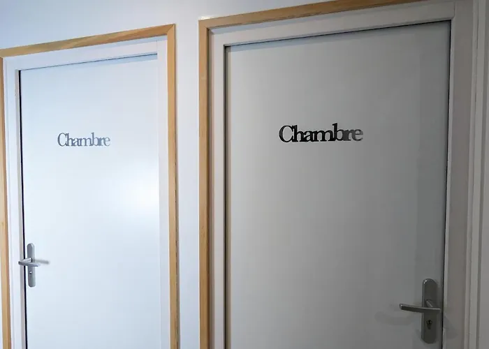 Beau-jean, Un Cocon Sympa 5 Min à Pied Du Centre-ville, Parking Privé, à 10 Min Du Chu Apartamento