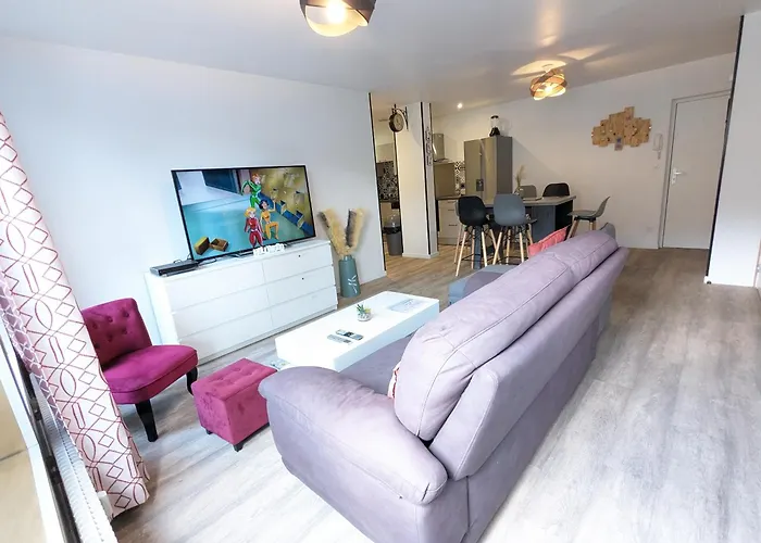 Beau-jean, Un Cocon Sympa 5 Min à Pied Du Centre-ville, Parking Privé, à 10 Min Du Chu